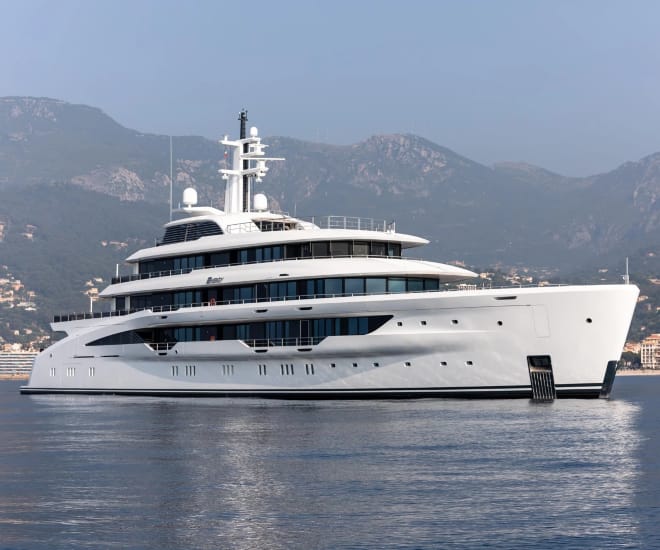 trends-shaping-the-2026-superyacht-market:-what-buyers-need-to-know trends-shaping-the-2026-superyacht-market:-what-buyers-need-to-know