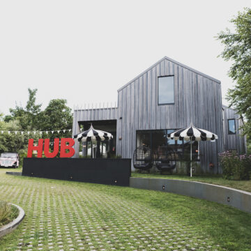 the-hub-returns-to-bridgehampton-with-luxury-retail,-beauty,-wellness,-&-experience